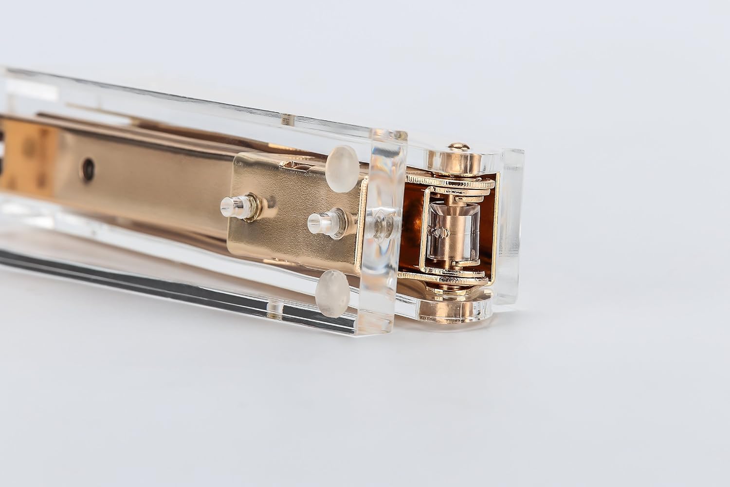 Draymond Story Clear Gold Toned Acrylic Stapler - Fits Standard Staples (Gift Idea for Colleagues), Gold Stapler - Image 5