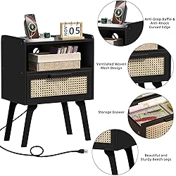 Lerliuo Rattan Nightstands Set of 2 with Charging