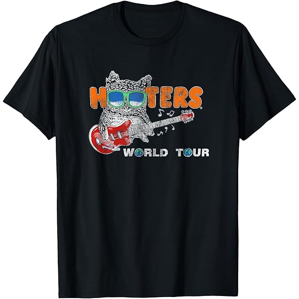 Amazon.com: Hooters Tokyo T-Shirt : Clothing, Shoes & Jewelry