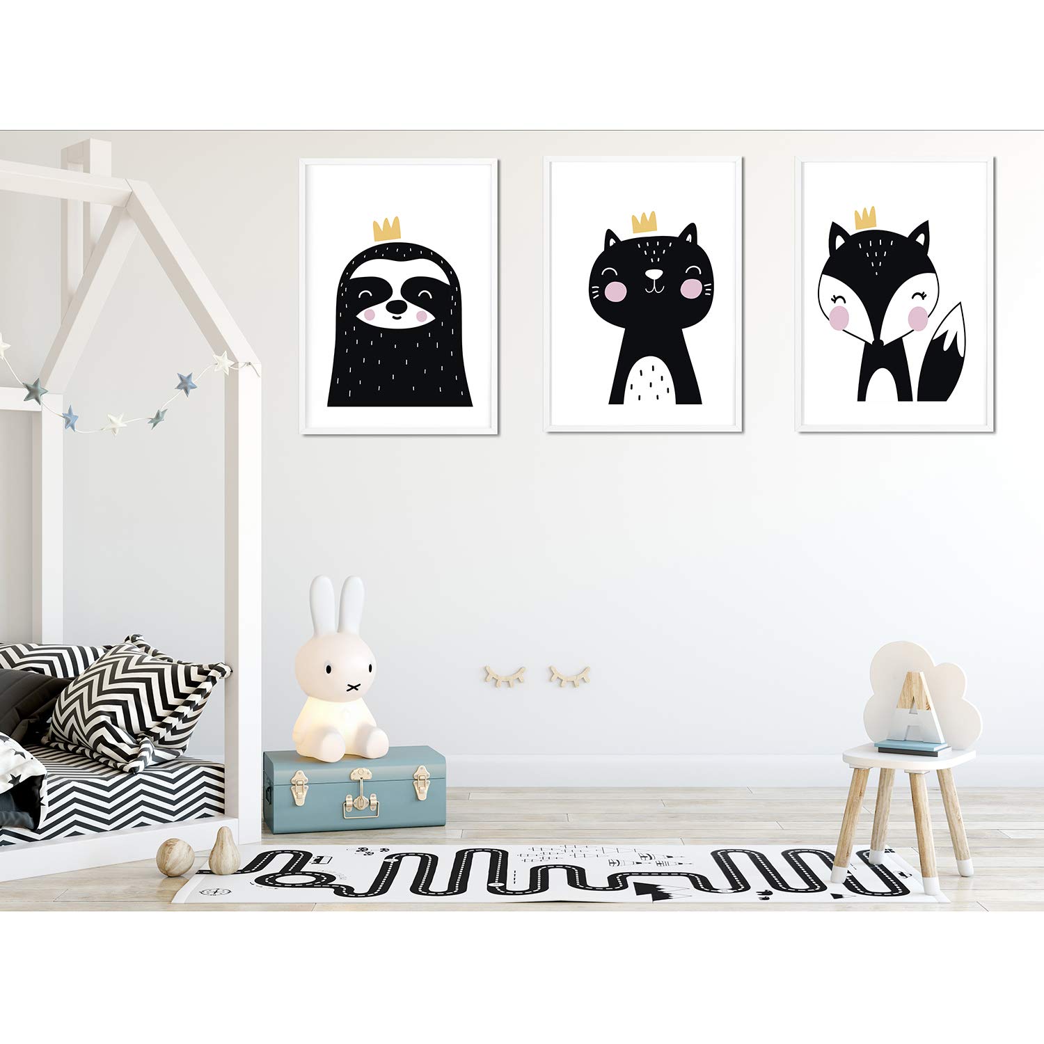 Nacnic Set of 3 posters for children and children's Scandinavian style room size crowns A3Animales unframed