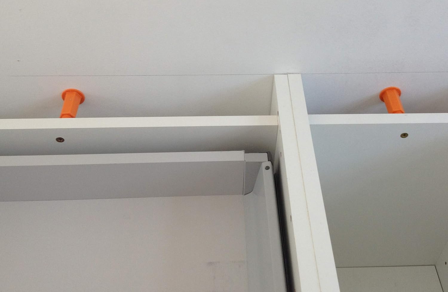 Space-Plug Adjustable Spacer Fixings (XL size for 45-80mm gaps), 50 Pack of Original Orange Spacers - Image 3