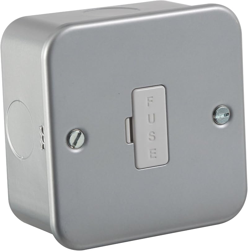 Knightsbridge M6000 Metal Clad 13A Fused Spur Unit 230V Silver BS 1363-4