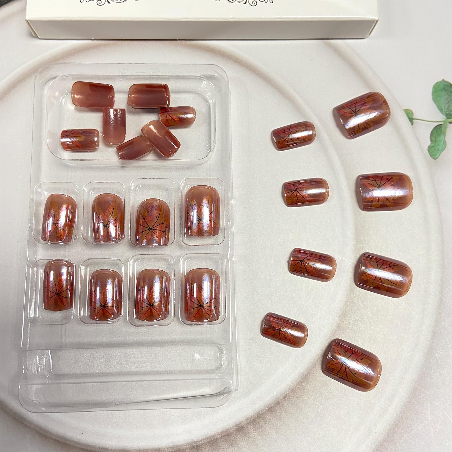 Tyuimhx Fall Maple Leaf Press on Nails Short Square Fake Nails With Designs Thanksgiving False Nails Full Cover Stick on Nails Acrylic Autumn Maple Leaves Artificial Nails for Women 24 Pcs - Image 5