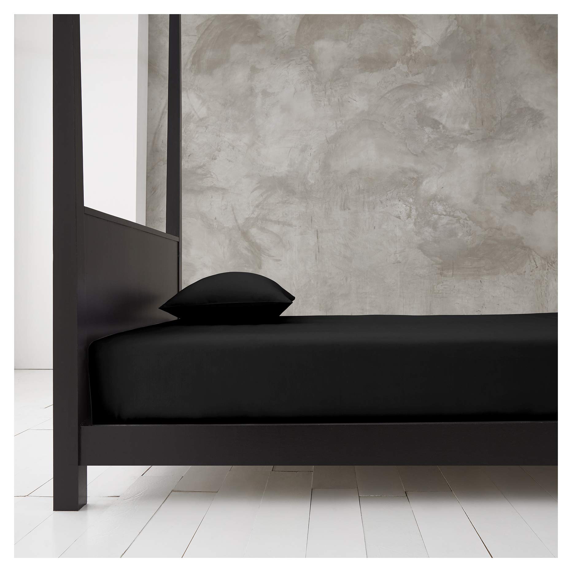 Gaveno Cavailia Super Soft Plain Dyed Diamond Deep Fitted Sheet [ King - Black ]