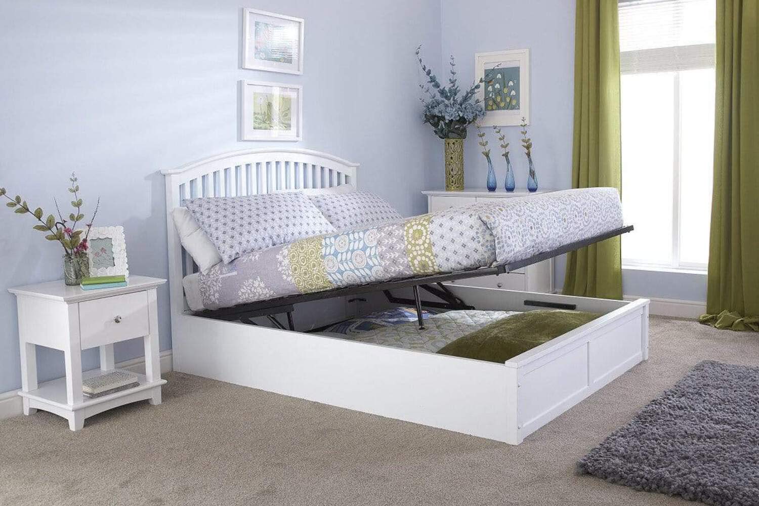 GFW Madrid Wooden Ottoman King Size Bed Frame, Under Mattress Support Board With Thick Wooden Slats And Underbed Storage White 5ft Double Bed Dimensions: ‎(L) 82.28 x (W) 64.17 x (D) 44.88 cm