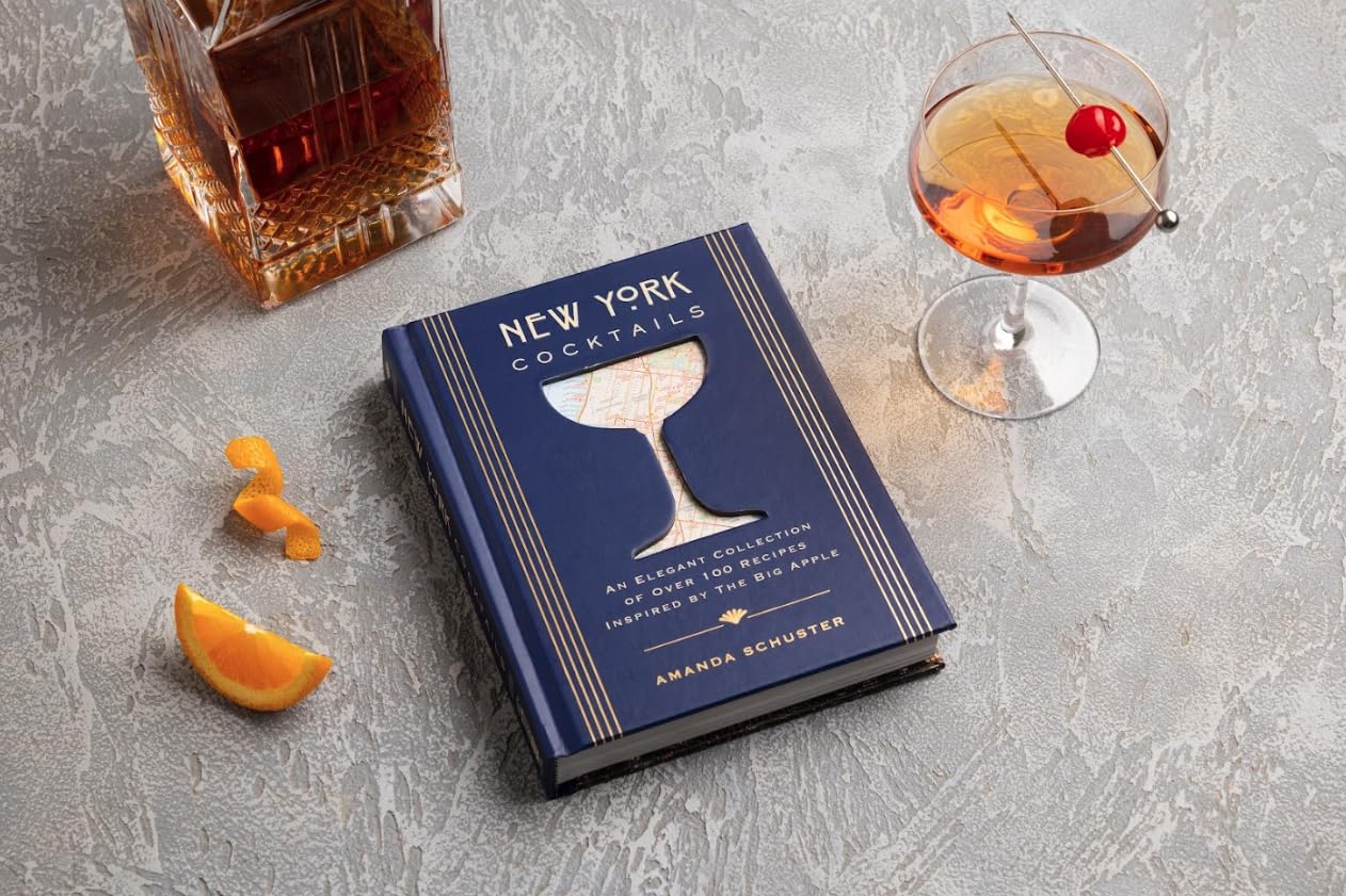 New York Cocktails: An Elegant Collection of over 100 Recipes Inspired by the Big Apple (City Cocktails)
