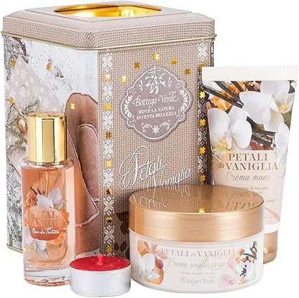 Regali Di Natale Bottega Verde.Bottega Verde Confezione Regalo Lanterna Petali Di Vaniglia Set Linea Pepe Rosa Crema Mani Crema Souffle Corpo Eau De Toilette Candela Inclusa Nella Confezione Decorativa In Metallo Amazon It Bellezza