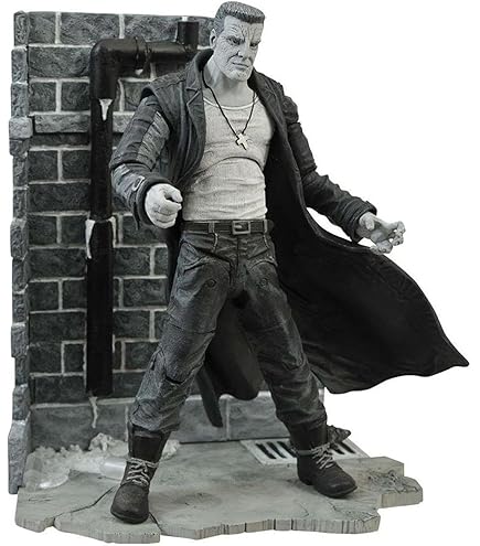 Amazon.com: Diamond Select Toys Sin City Select: Hartigan Action