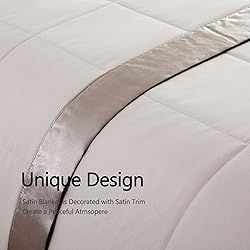 COMFLIVE King Size Blanket for Bed, Down