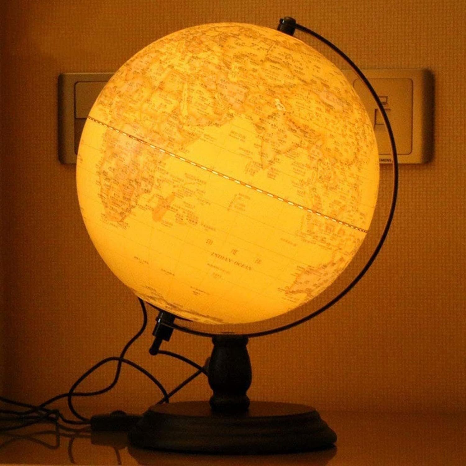 Beautifully Retro World Globe, Illuminated Kids Globe Earth Globes with