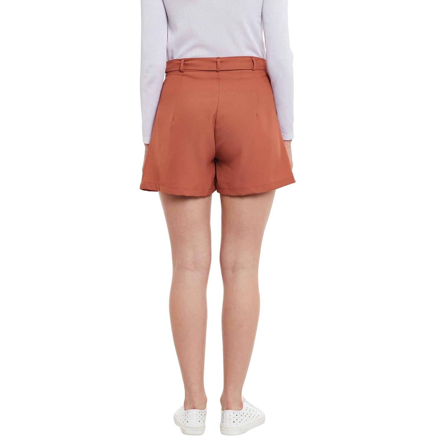 pleated shorts with belt