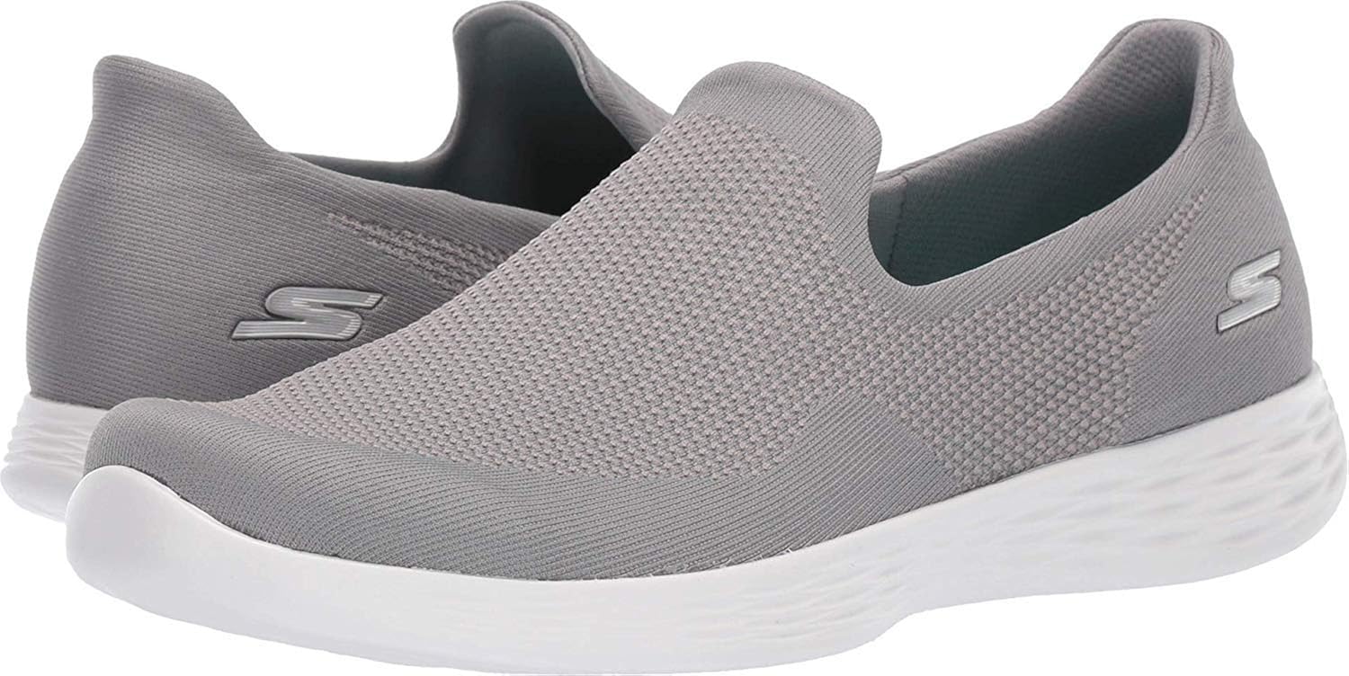 skechers slip on sneakers
