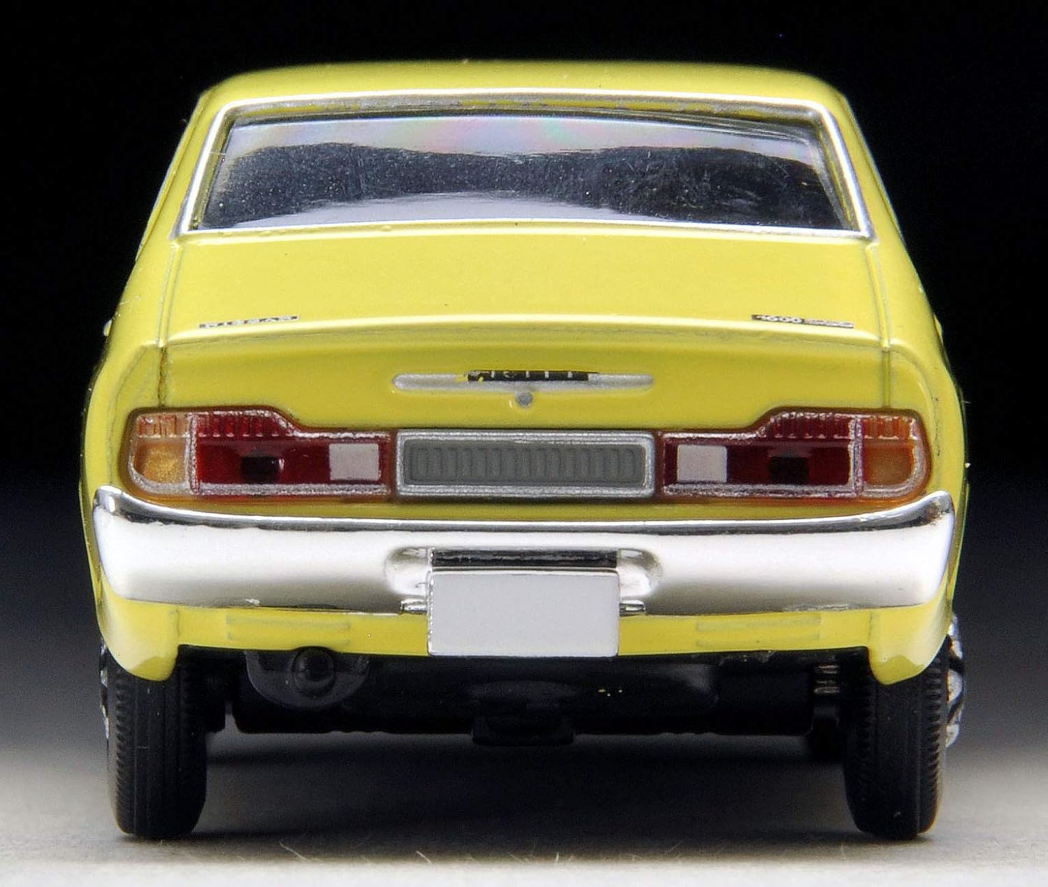 Tomica Limited Vintage Neo 1/64 LV-N188b Nissan violet 1600SSS