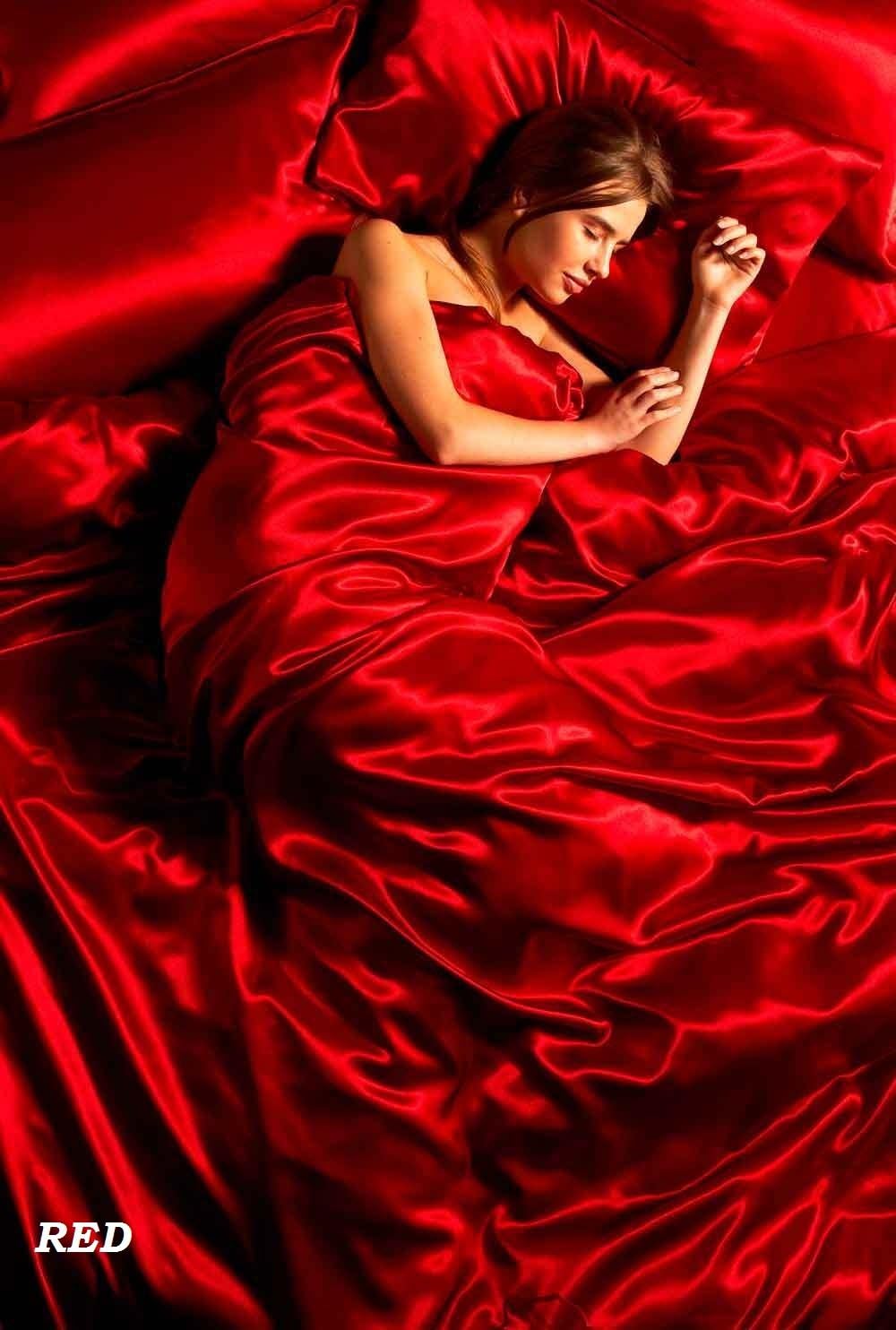 Red Satin Super King Duvet Cover, Fitted Sheet and 4 pillowcases