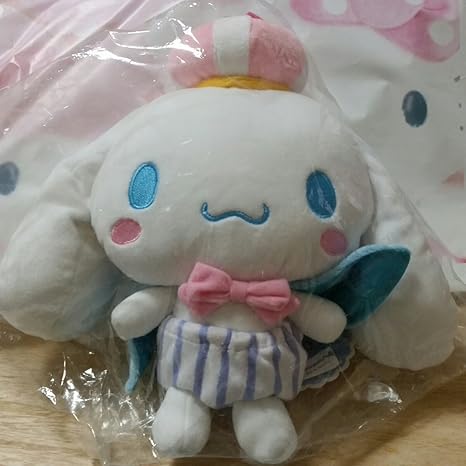 Amazon Co Jp サンリオ 原宿 キデイランド 限定 シナモロール シナモン バースデー ぬいぐるみ 1個 プリンス 王冠 マント ホビー 通販