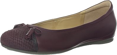 ecco flats women