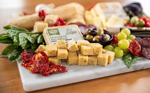 FARMERS MARKET, GLUTEN FREE, KETO, PALEO, LOW SODIUM, ZERO SUGAR, WISCONSIN CHEESE GIFT SETS, 3-PACK, EXTRA SHARP CHEDDAR