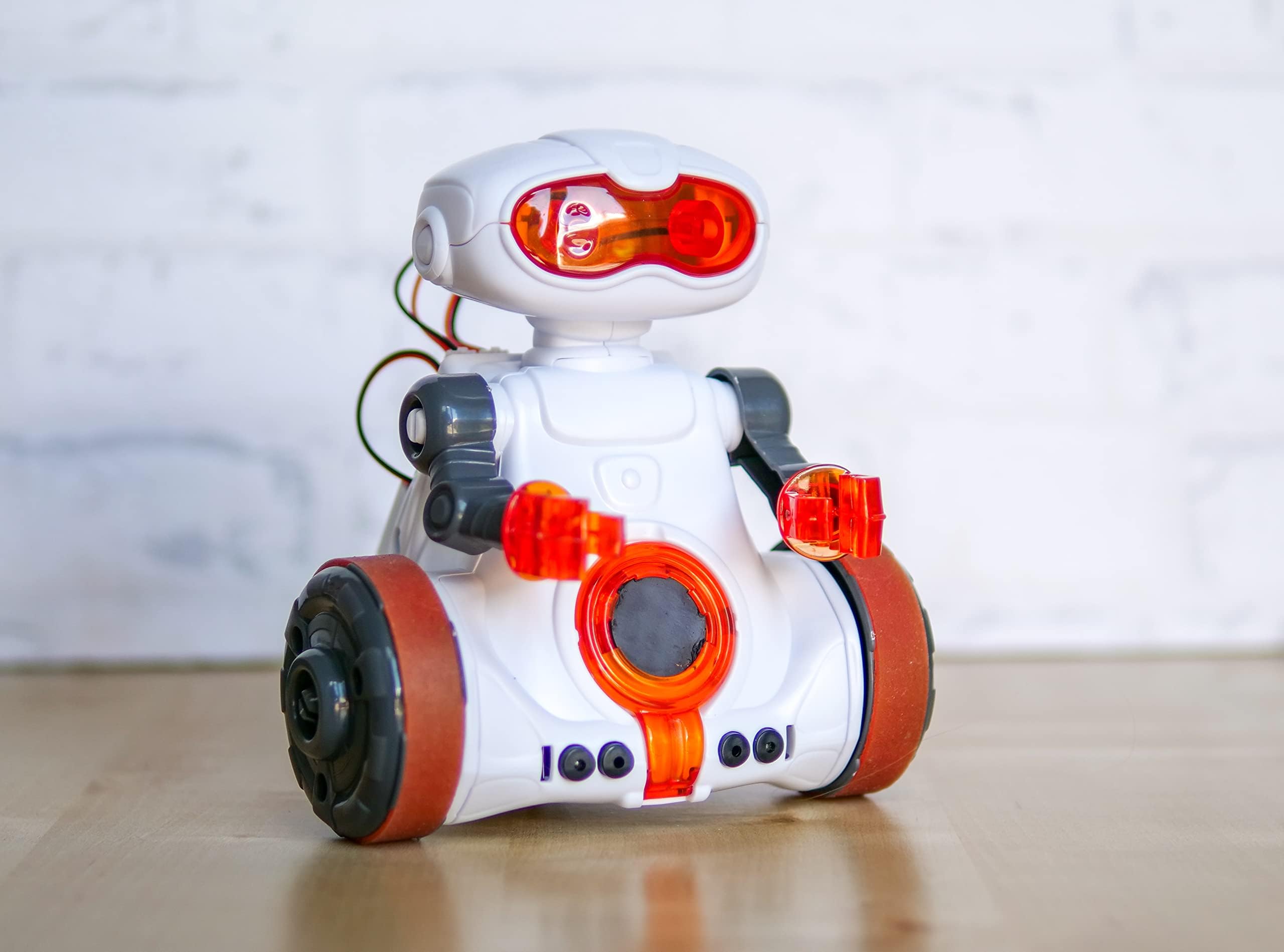 Clementoni Galileo Robotics – Mon robot MC 5.0, robotique pour petits ingénieurs, jouet high-tech, idéal comme cadeau, apprentissage de programmation