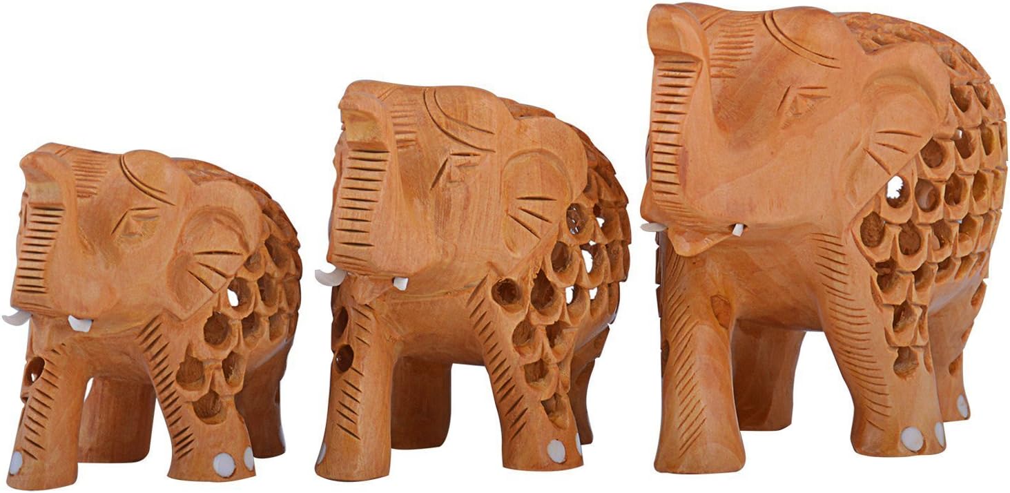 wooden elephant set