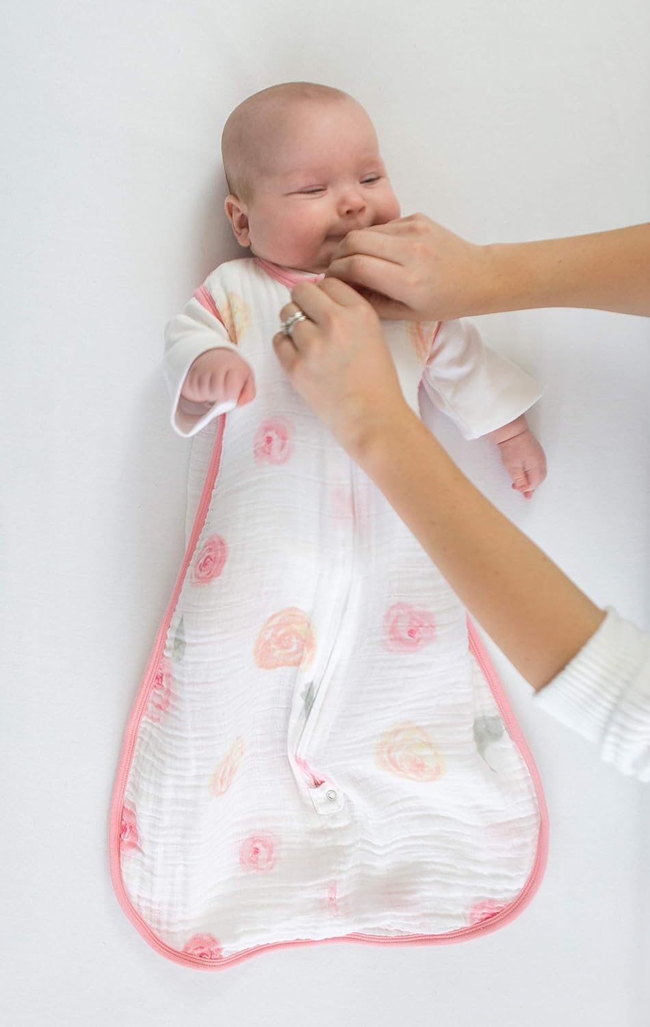 Napravi Rs Gigoteuses Matelas Et Linge De Lit 0 6 Mois Gigoteuse En Mousseline Pour Bebe Avec Fermeture Eclair A Double Sens Amazing Baby By Swaddledesigns Petit Pois Bleus