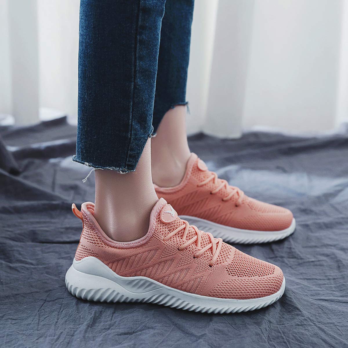 skeeter walking shoes