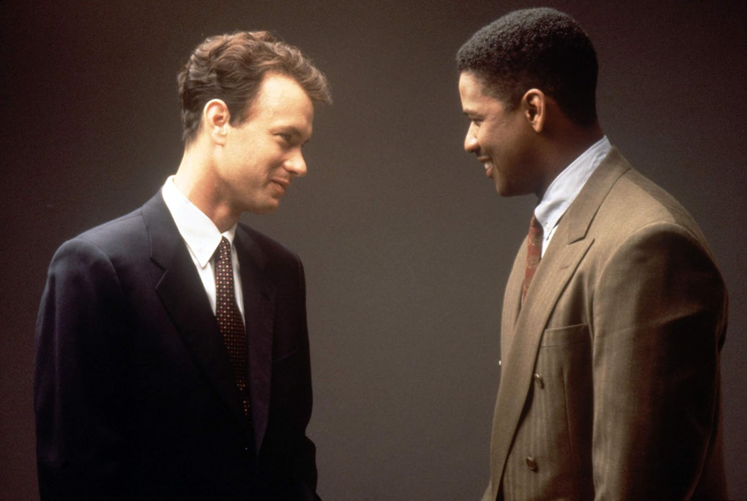 Amazon Com Philadelphia Tom Hanks Denzel Washington Antonio Banderas Mary Steenburgen Ron Vawter Joanne Woodward Jason Robards Jonathan Demme Jonathan Demme Edward Saxon Apple Pie Productions Inc Tristar Pictures Movies Tv