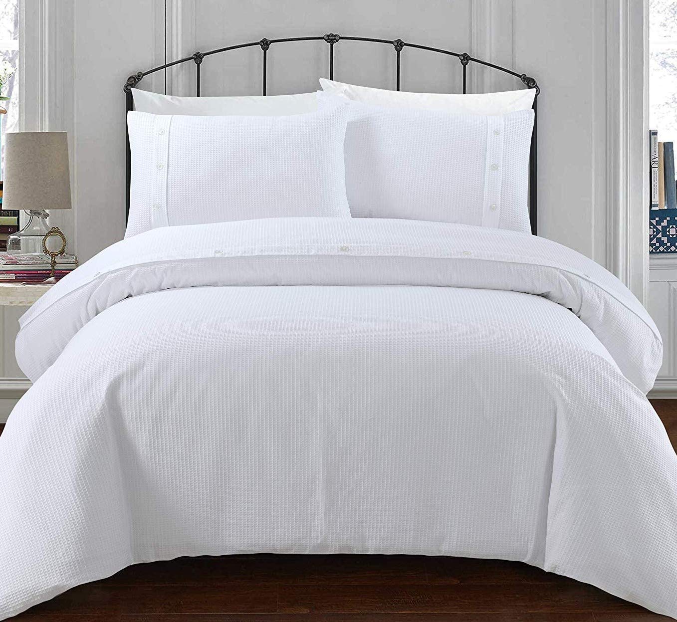 Hotel Quality AUSA Duvet Cover Set – Soft & Durable Polycotton-50% cotton&50% polyester, Includes Duvet Cover + 2 Pillowcases, Hypoallergenic 100% Breathable, Button Closure, Easy Care (White, Single)