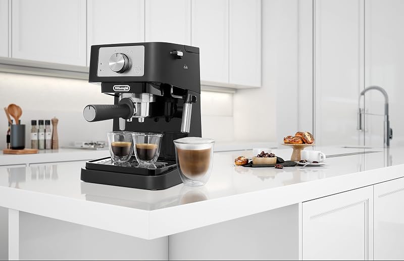 Stilosa Premium EC260. BK - Cafeteira de bomba com 15 bares de pressão, 1100 W, 1L, cor preta e prateada