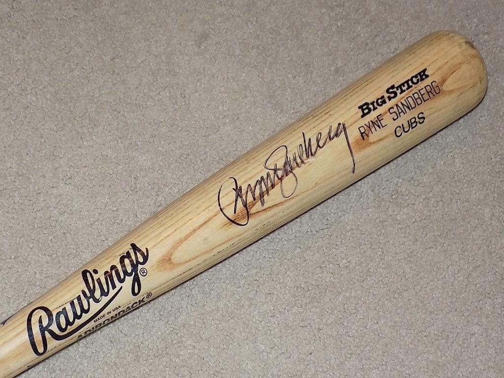 Ryne sandberg autographed bat Clearance
