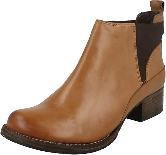 clarks ladies ankle boots uk