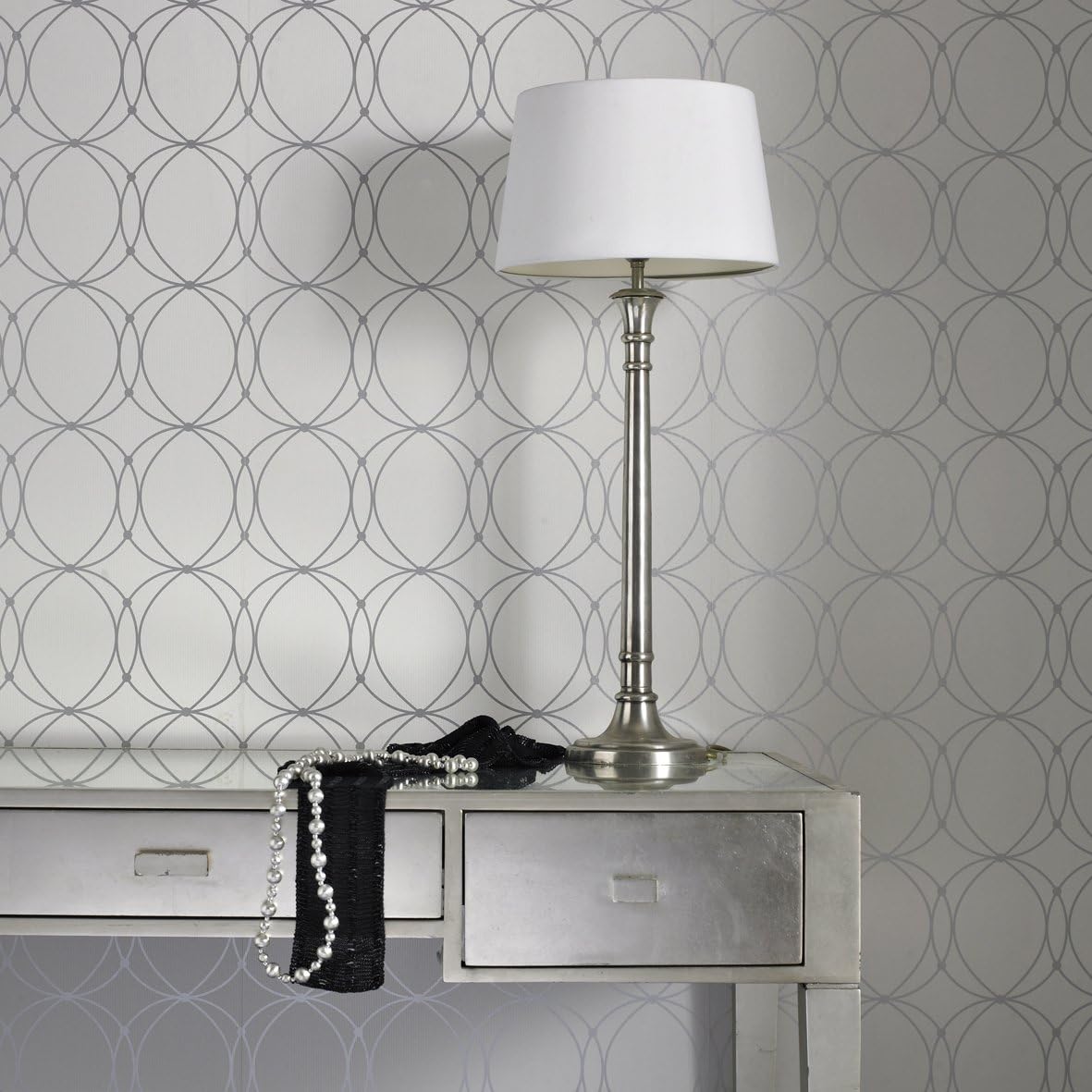 Boutique Darcy Circular Print White/Silver Wallpaper, 52 x 1000 cm