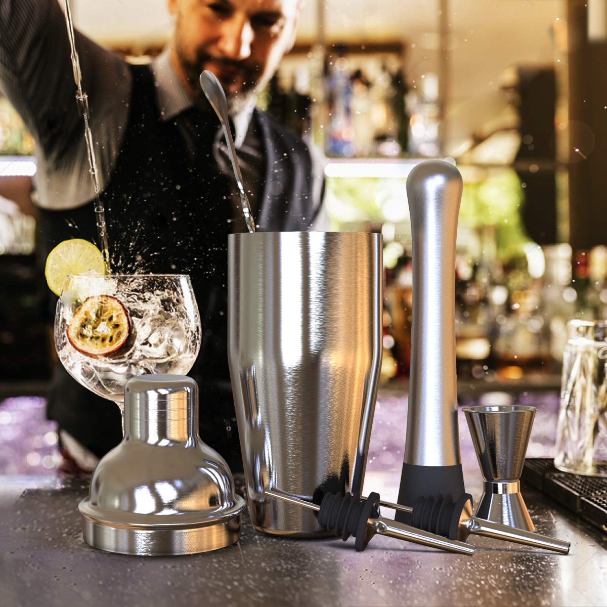 FLOUREON Cocktail Making Set Cocktail Shaker Bartender Kit,6-Piece Cocktail Shaker,Stainless Steel 6-Pieces Dishwasher Safe with x2 Bottle Pourers 20ML/40ML Double Jigger Ice Crusher 26.4CM Bartender Spoon