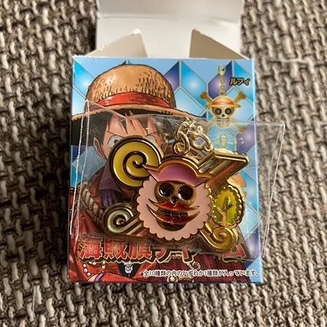 Amazon Co Jp Onepiece ワンピース 麦わらストア 海賊旗 チャーム ビックマム ホビー 通販