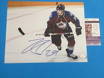 nathan mackinnon autographed jersey