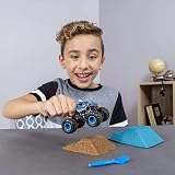 Monster Jam 4 Piece Playset with 1:64 Die-Cast Lorry Megalodon Ramp Dirt Set view 6