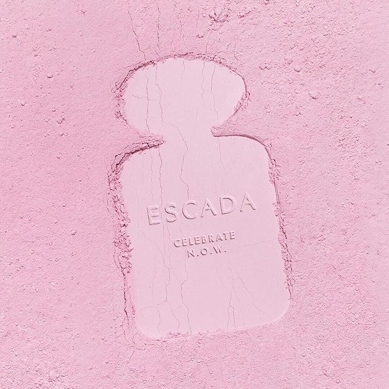 CELEBRATE N.O.W Eau de Parfum de mujer | Fragancia femenina con notas de jengibre, magnolia y canela | Intensidad alta | 50ml