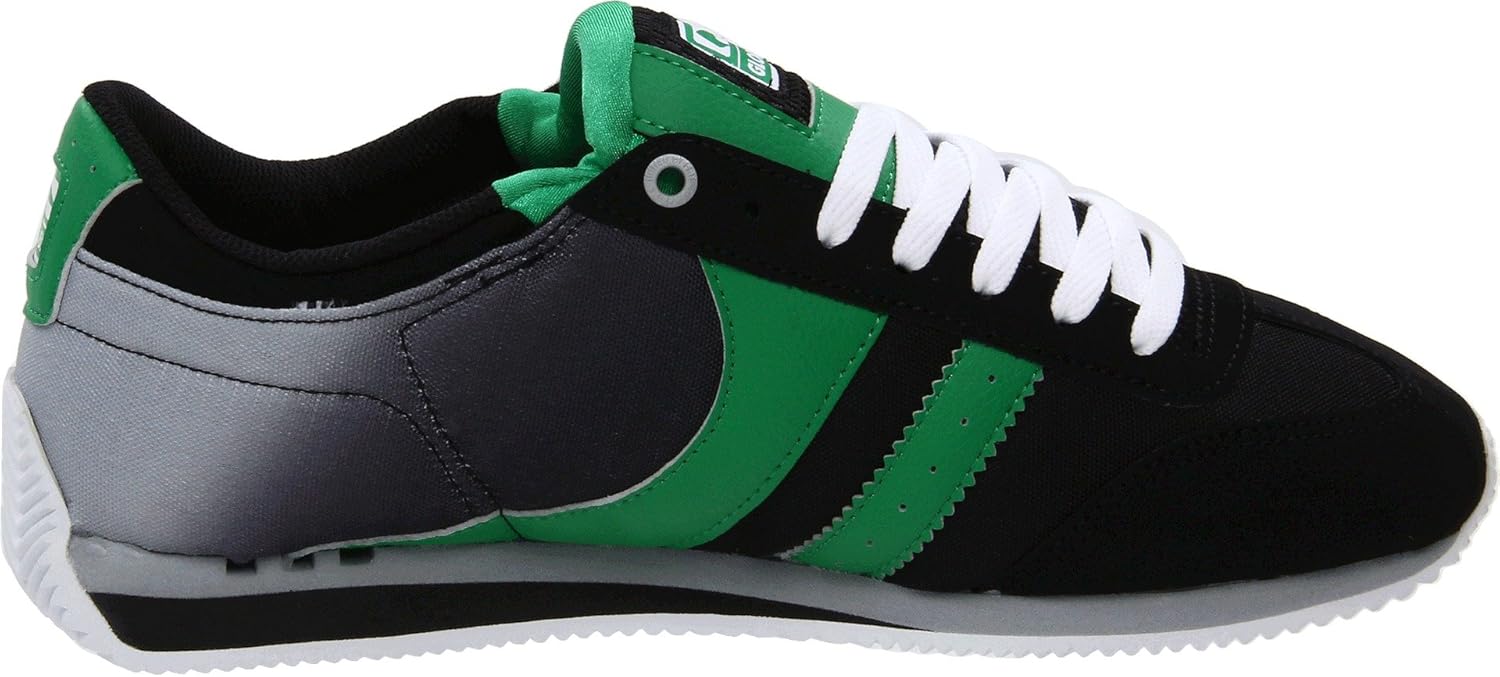 Globe Men's Pulse Plus Sneaker: Shoes