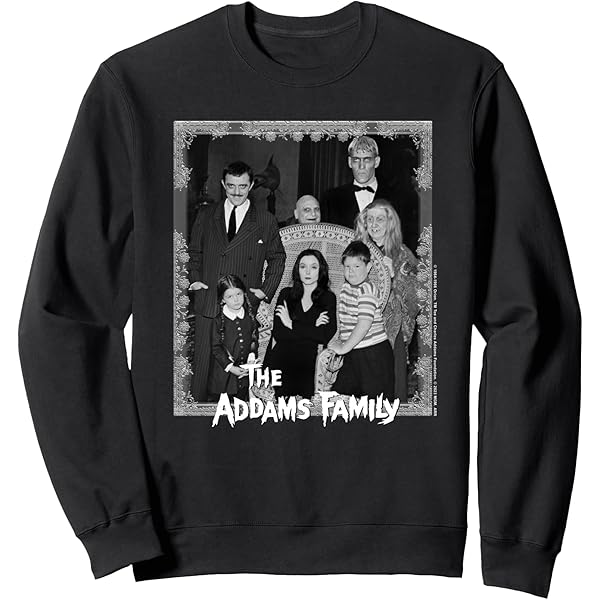 Amazon.com: The Addams Family Portrait Long Sleeve T-Shirt