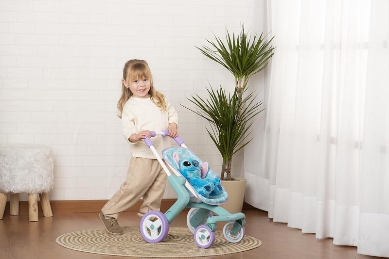 – Stitch Puppenwagen inkl. 25 cm Stitch Plüschfigur – Ergonomischer Schiebegriff, frei drehende Vorderräder – Lauflernwagen für Kinder ab 18 Monaten