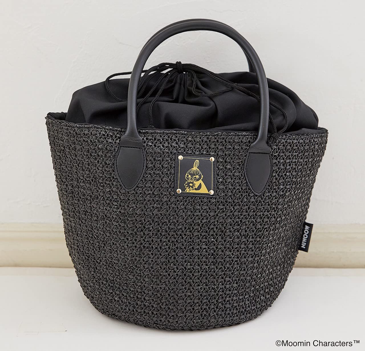 MOOMIN たっぷり入る! 巾着つきBIGかごバッグ BOOK BLACK ver.：6/29発売【ムック本付録】ムーミン 巾着つきBIGかごバッグ（BLACK ver.）ブラックカラー