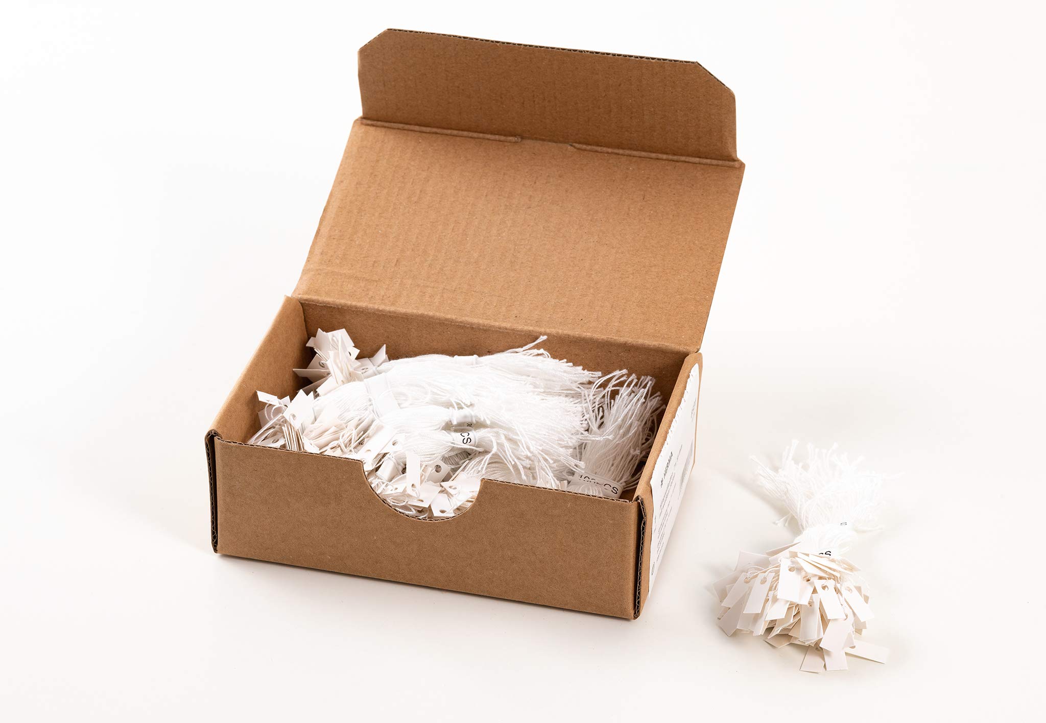 HERMA Hanging Tags with White Thread, 1000 Pieces, 7 x 15 mm, Thread Length approx. 8 cm, Mini Cardboard Price Tags, Marking Labels, Writable Tags, White