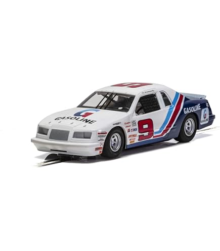 Amazon.com: Carrera 27619 Ford GT Race Car No. 66 1:32 Scale