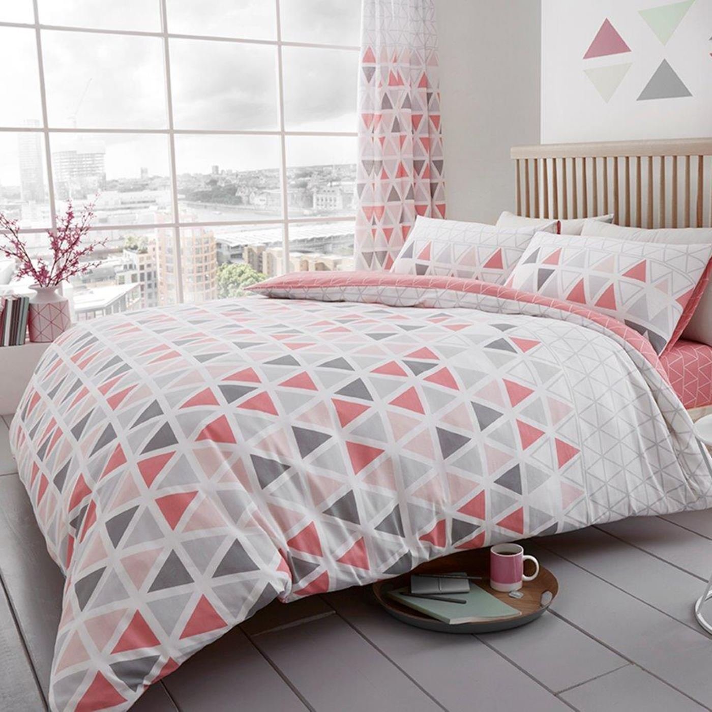 Gaveno Cavailia Luxury GEO TRIANGLE Bed Set with Duvet Cover and Pillow Case, Polyester-Cotton, Pink, King