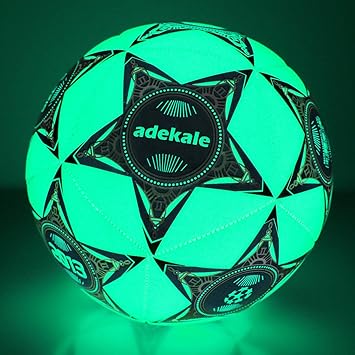 Amazon Adekaleスポーツサッカーボール従来のサッカーボールライトアップサッカーボールの暗闇で光るサッカーボール若者とナイトゲームの大人の サッカーボール サイズ5 公式のサイズと重量 緑の光 Adekale サッカーボール