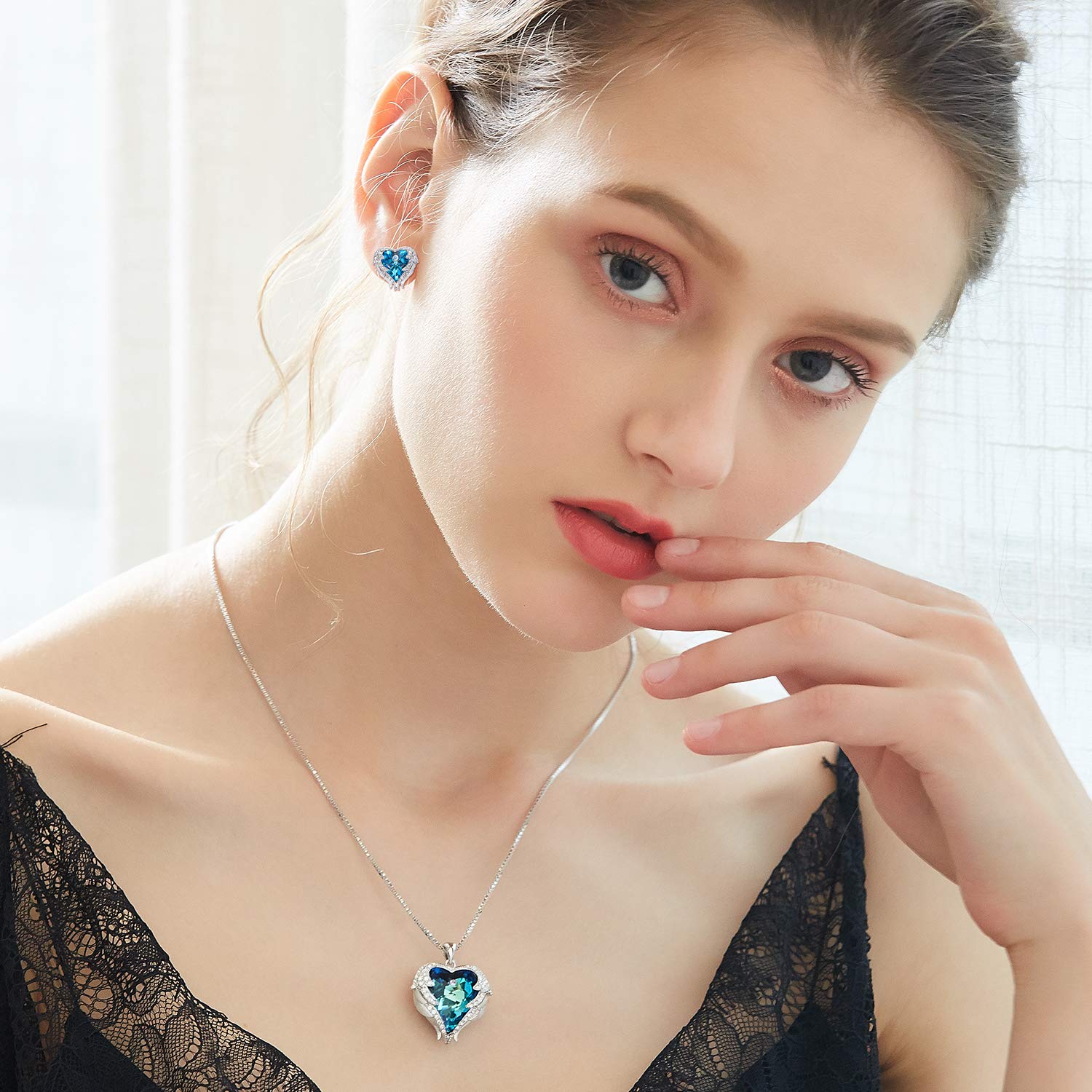 CDE Angel Wing Swarovski Jewelry Set Women Jewelry 18K White Gold Plated Crystals Heart Pendant Necklace Earrings Sets Gift for Her