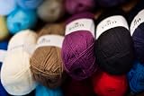 Korbond DK Brown Yarn 2 x 100g Acrylic Lightweight Hypoallergenic 200g/580m view 6