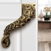 PalaYou Octopus Door Handle, 6.49 x 1.4 x 2.13 in, Heavy Duty Pull (Bronze) | Octopus Handle for Cabinet, Drawers, and Doors; Vintage Furniture Pull, Antique Bronze Finish; Polyresin Build, 4 Screws