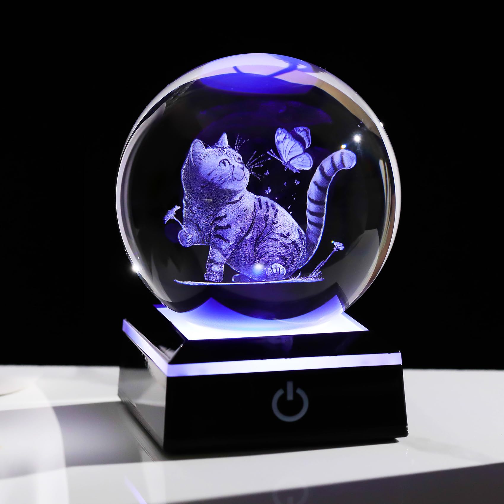Movdyka Crystal 3D Cat and Butterfly Ball Figurine Gifts for Women Glass Paperweight 3.15in Sphere Decorative Ornaments for Room with LED Lights Keepsakes for Cat Lover Home Decor