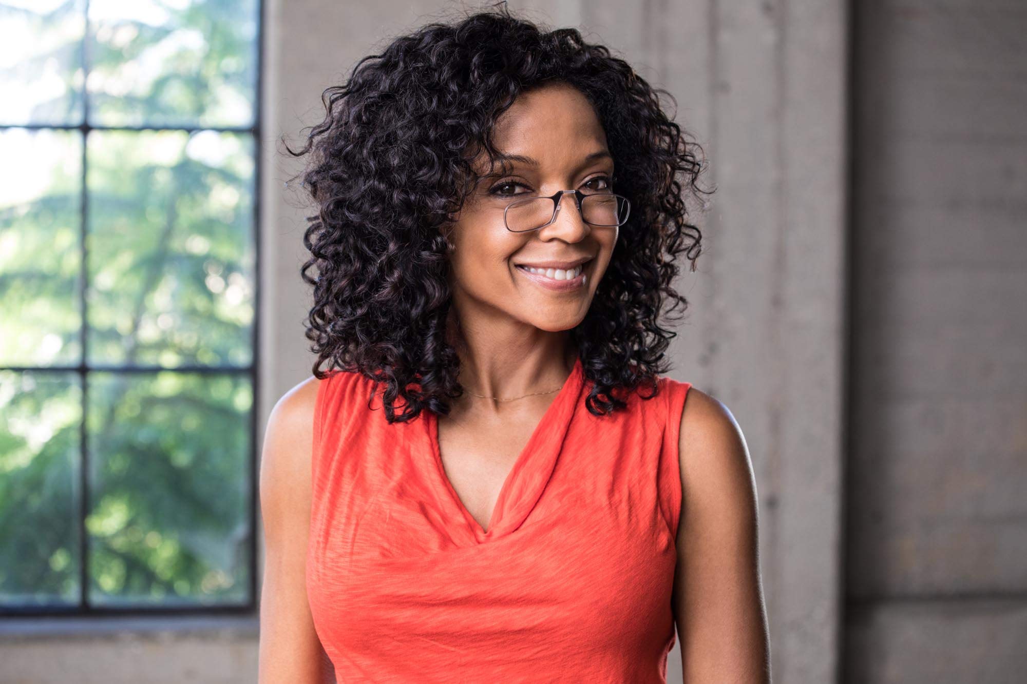 ThinOptics Universal Pod Rectangular Reading Glasses, Black Frames