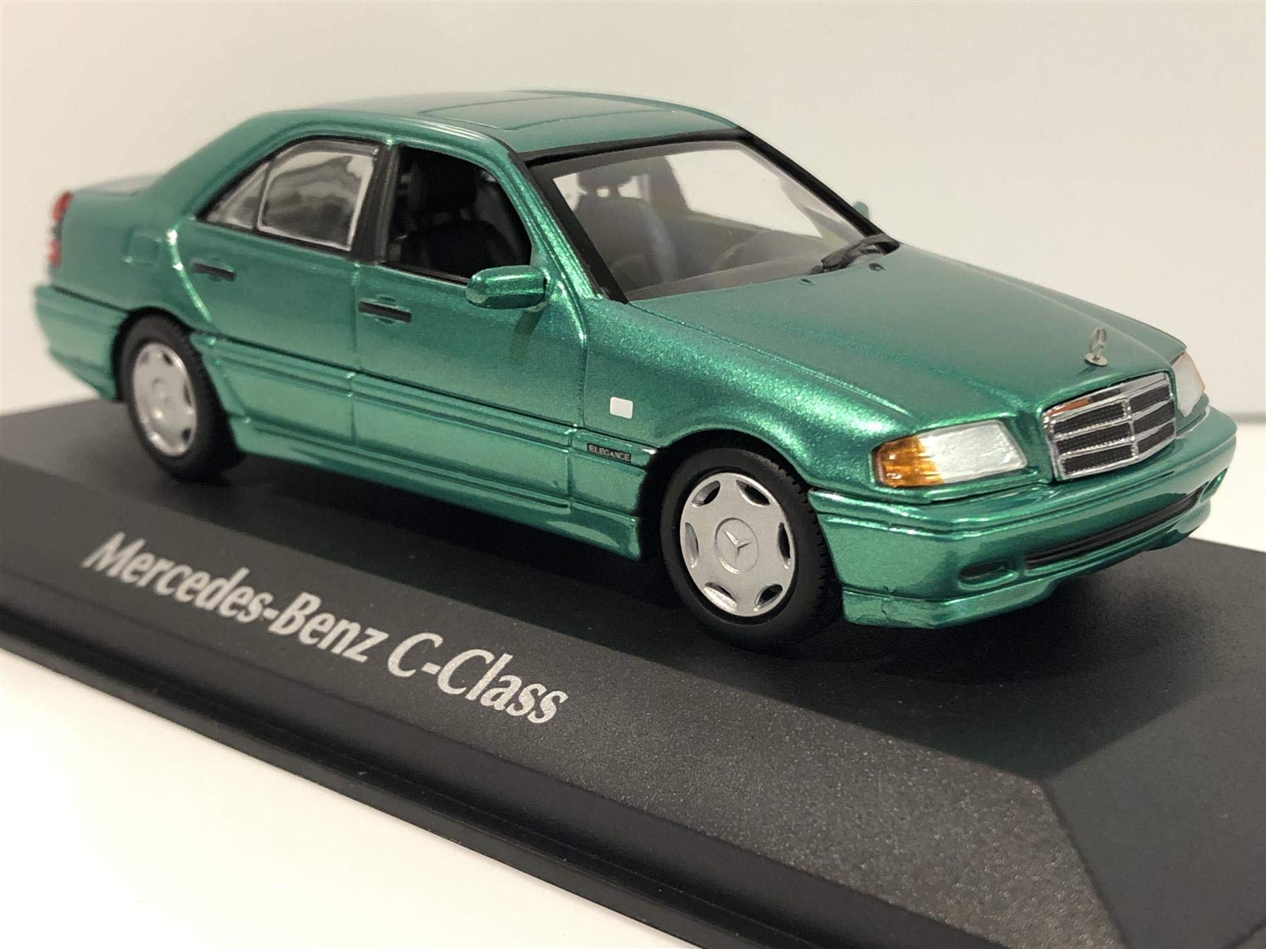 Maxichamps 1:43 1997 Mercedes C-Class - Green Metallic